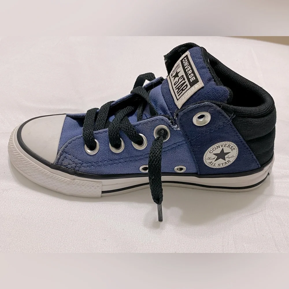 Converse Shoes Sneakers Chuck Taylor All Star Kids Junior 12 Unisex black blue
